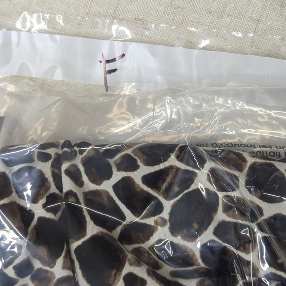 Calvin Klein XL Giraffe Animal Print Sleeveless Pleated Tank Blouse Shell - Picture 11 of 12